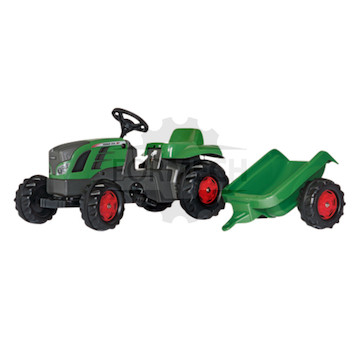 Fendt Vario 516 mit Anhänger