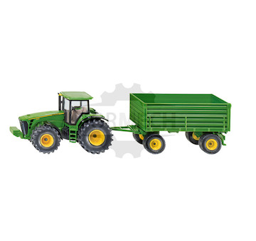 John Deere S přívěsem