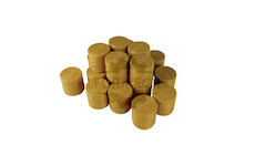 Pack mit 20 Heuballen, Rundballen